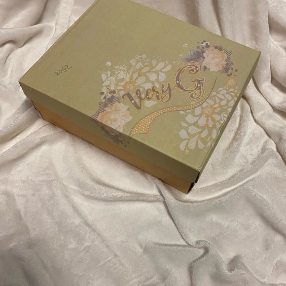 Brand new in box Very Gypsy black snakeskin 8.5 - Picture 7 of 7